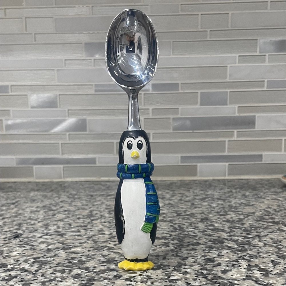 Vintage Penguin Ice Cream Scoop Blue Green Striped Scarf Like New